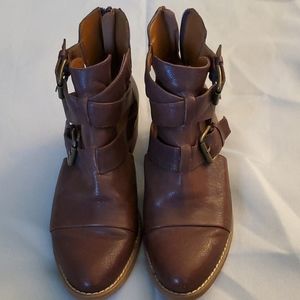 Nine West Waterloo Leather Booties Size 6M